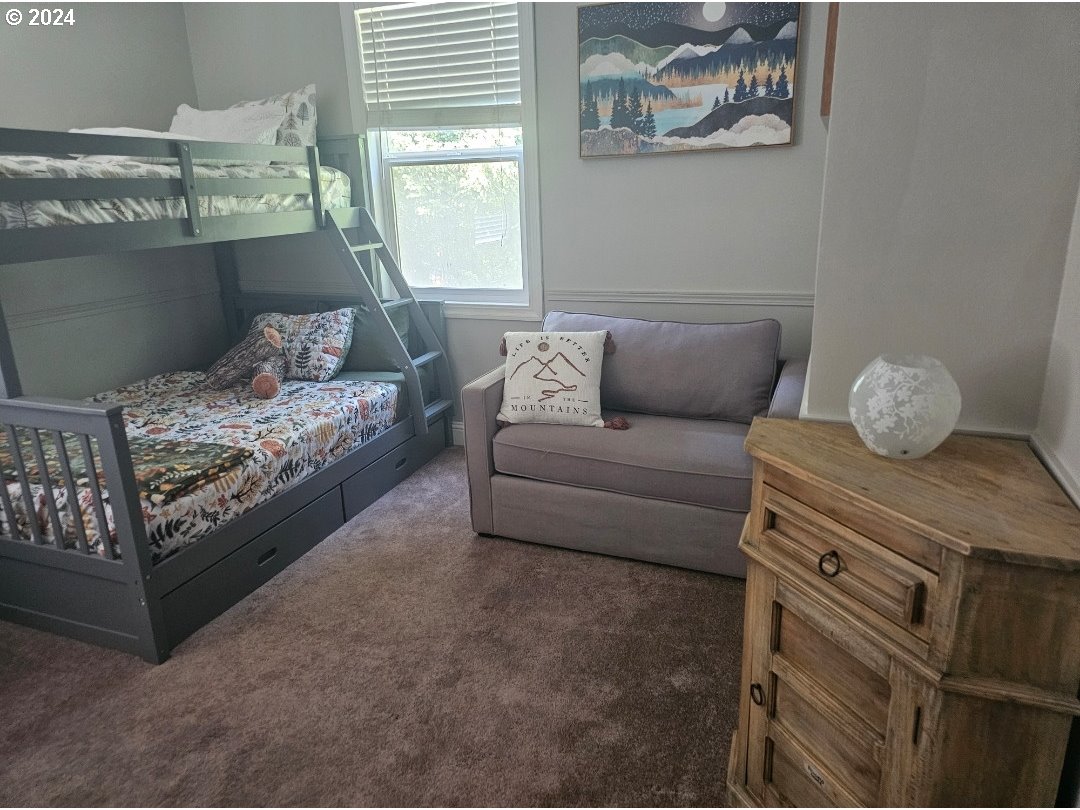 315 LINDGREN DR