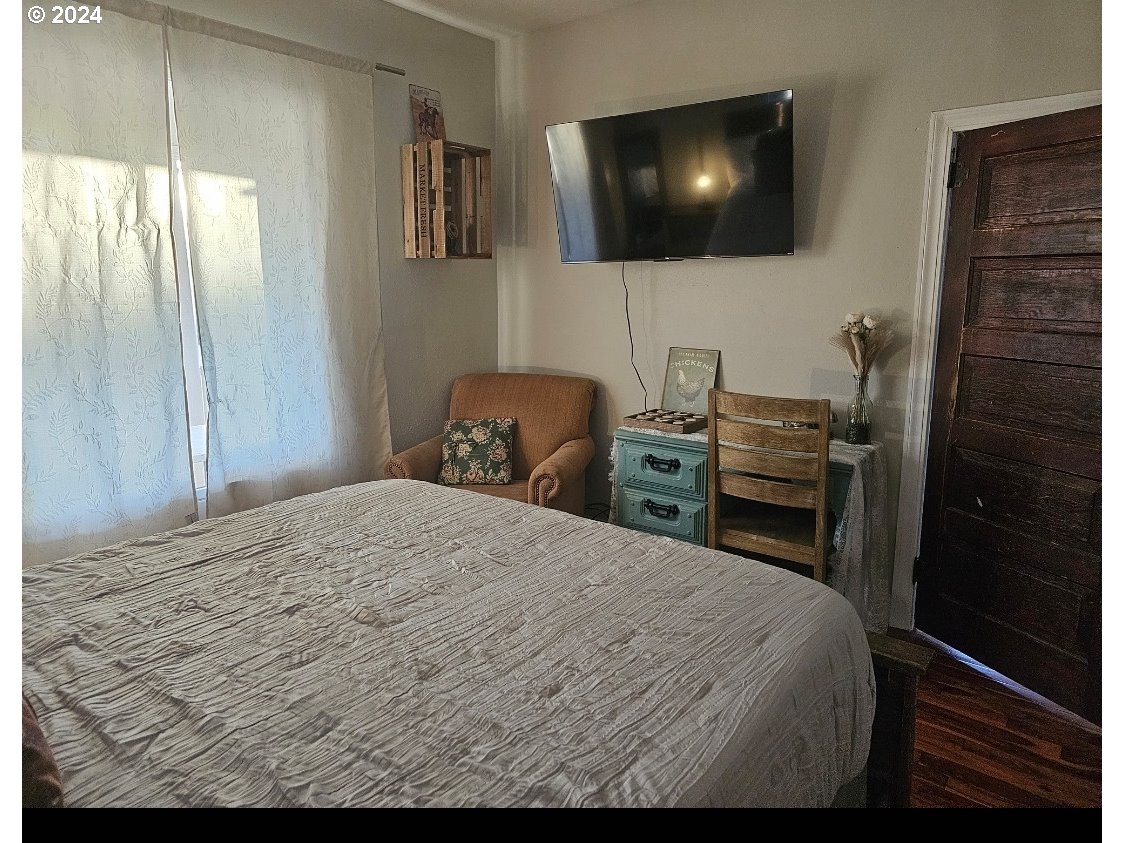 315 LINDGREN DR