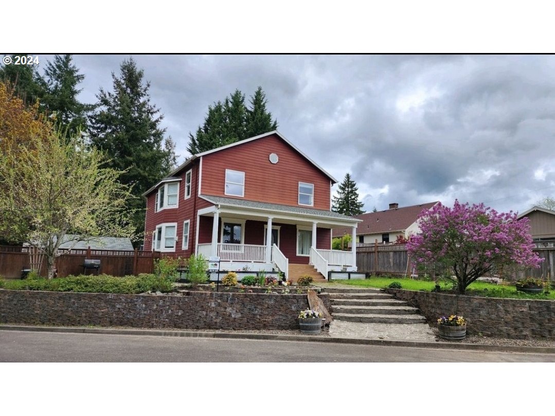 315 LINDGREN DR