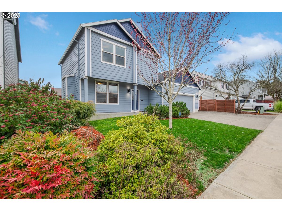 59527 CAMDEN ST, St. Helens