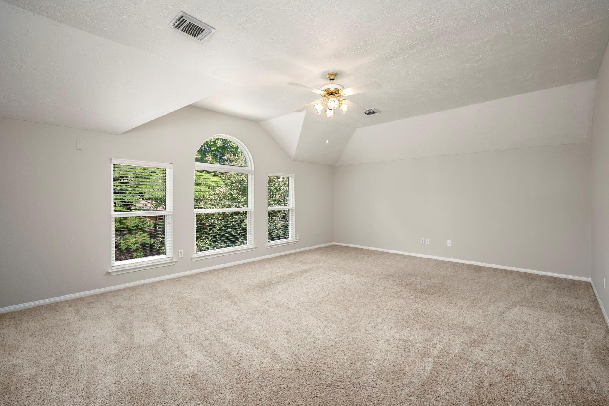 1927 Enchanted Park Drive