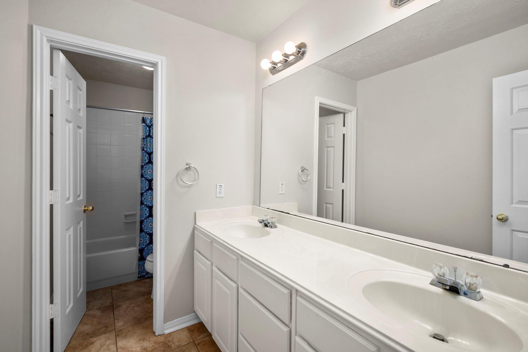 1927 Enchanted Park Drive