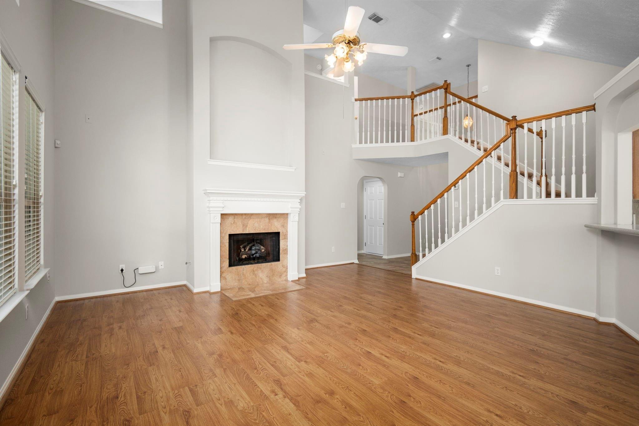 1927 Enchanted Park Drive