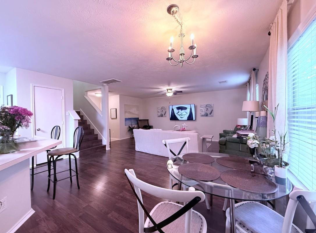 30 Thicket Grove Place