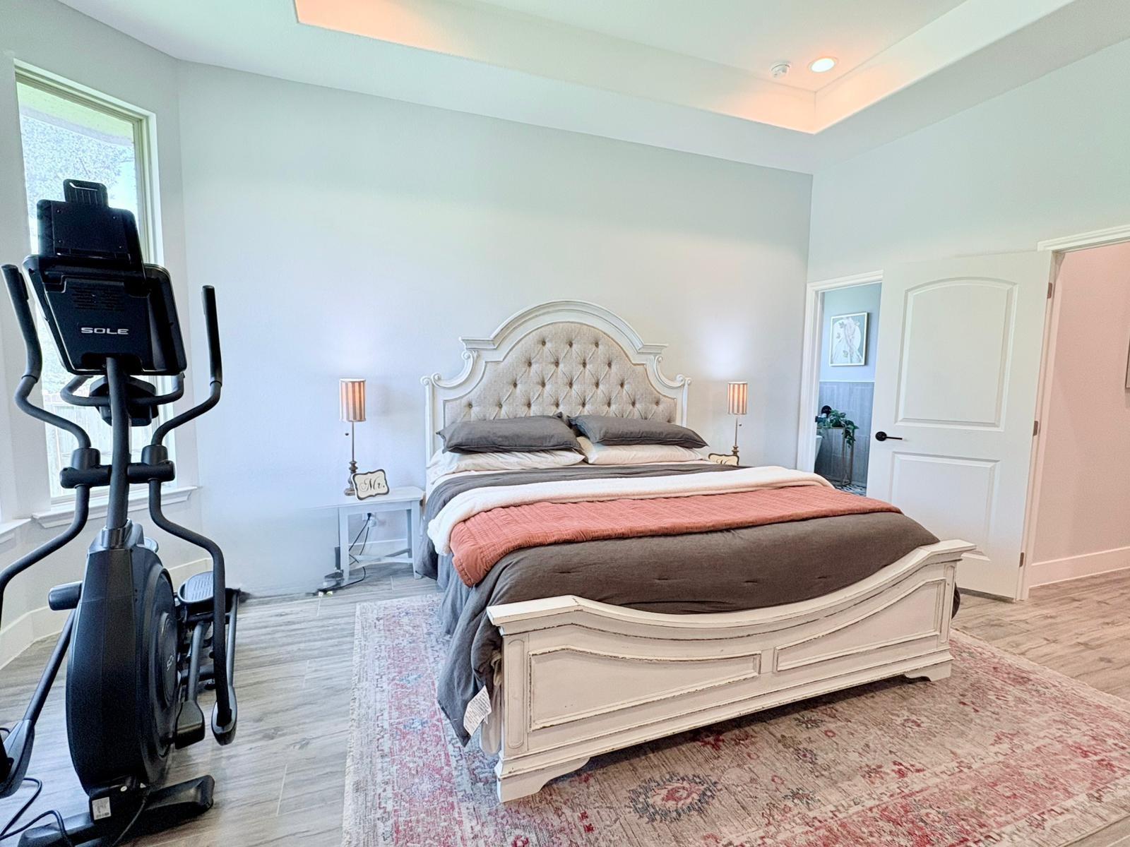 55 Ruskin Drive W