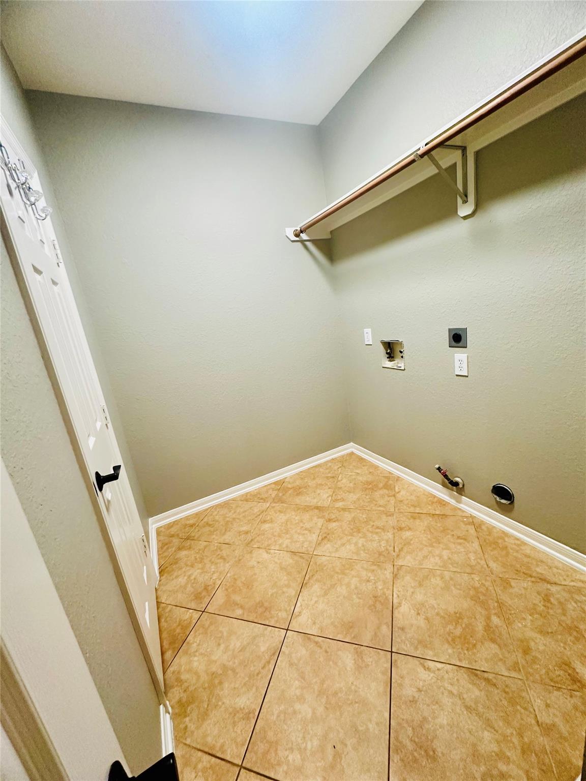3 W Greenhill Terrace Place