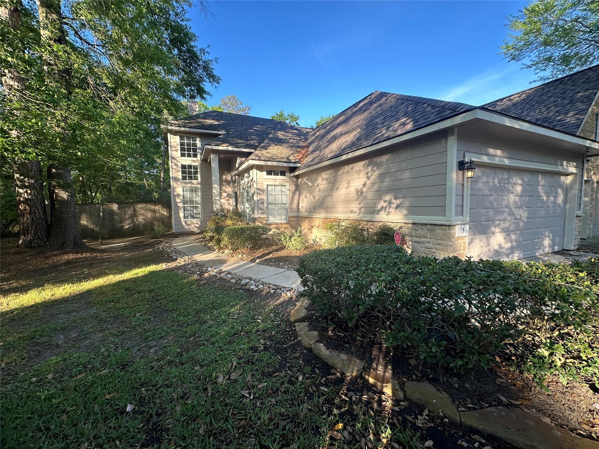 3 W Greenhill Terrace Place