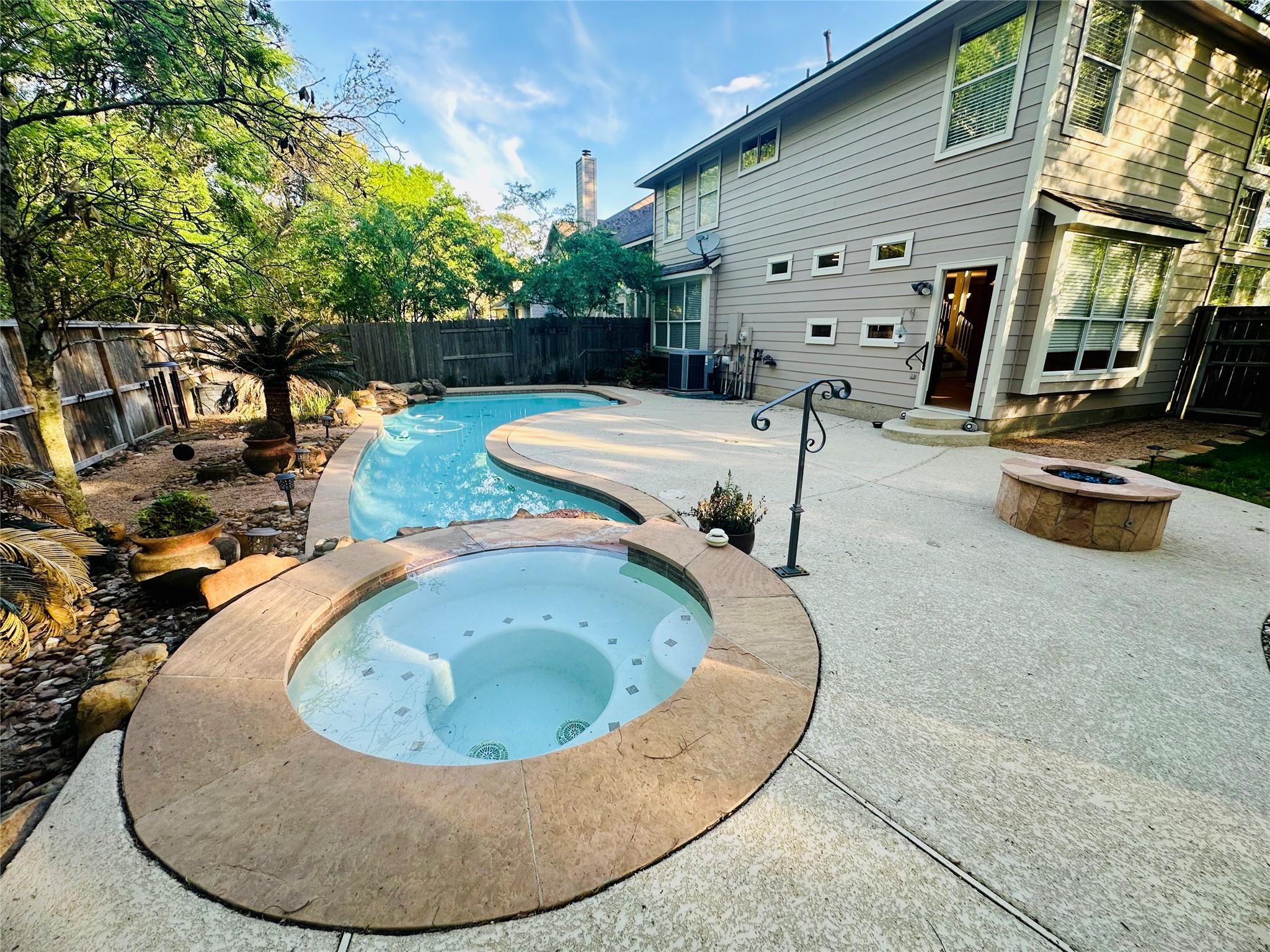 3 W Greenhill Terrace Place