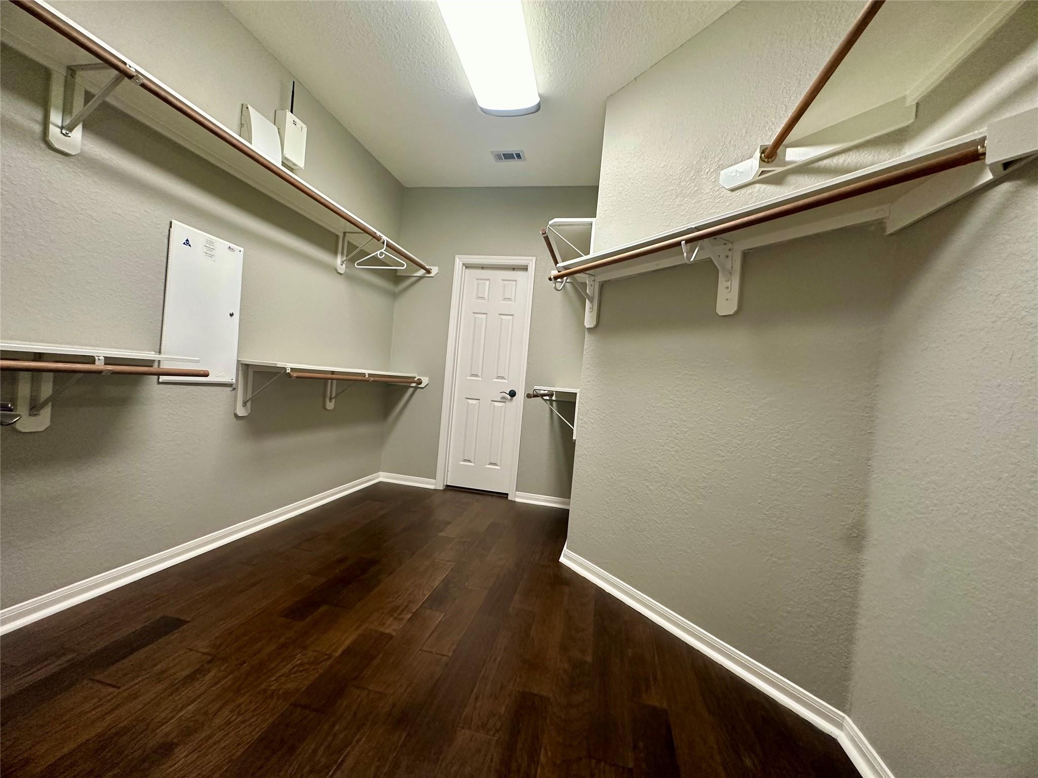 3 W Greenhill Terrace Place