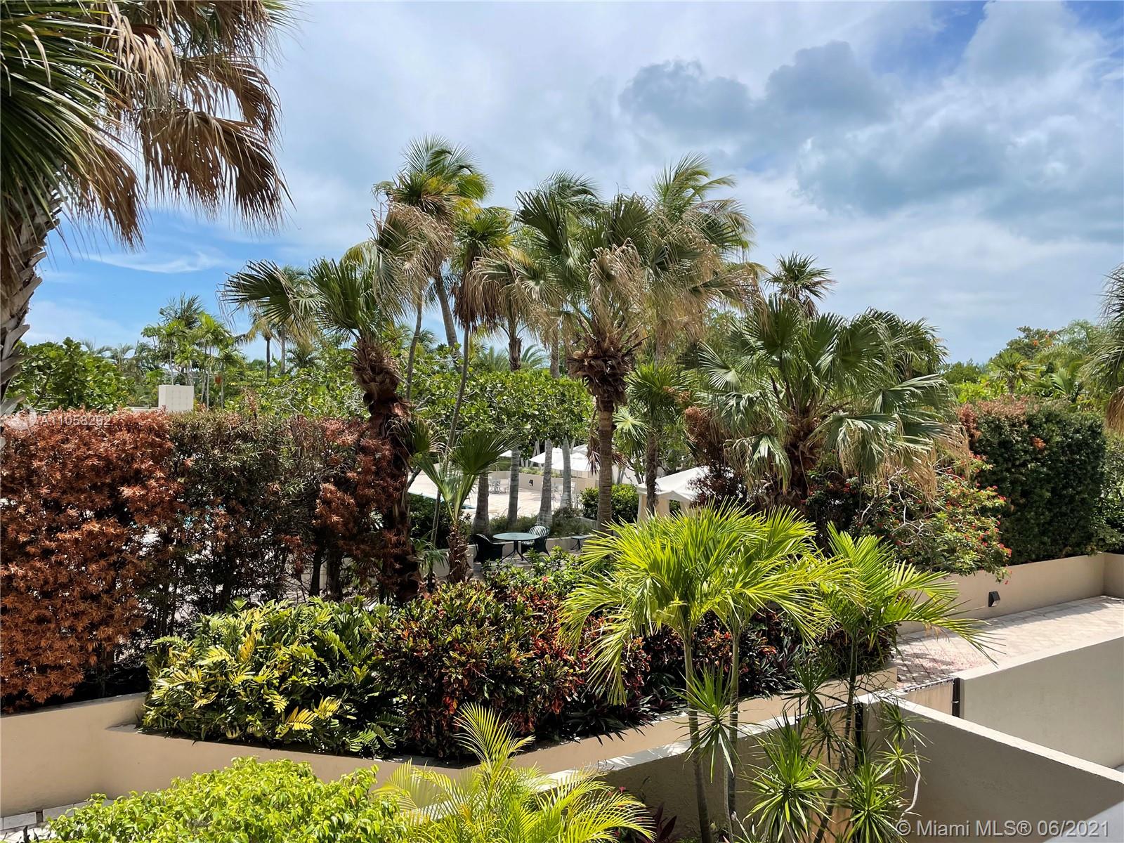 151 Crandon Blvd Unit: 241