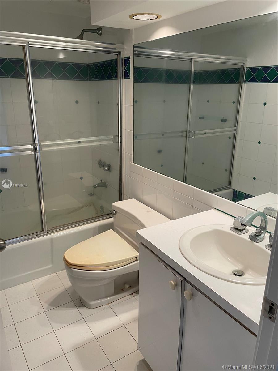 151 Crandon Blvd Unit: 241