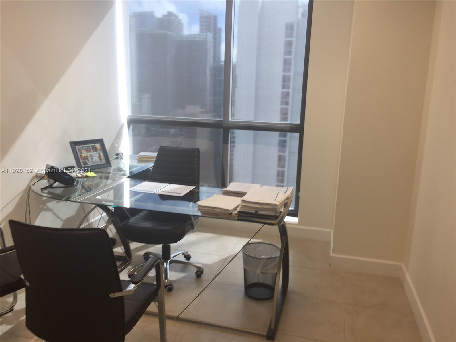 175 SW 7th St Unit: 1611