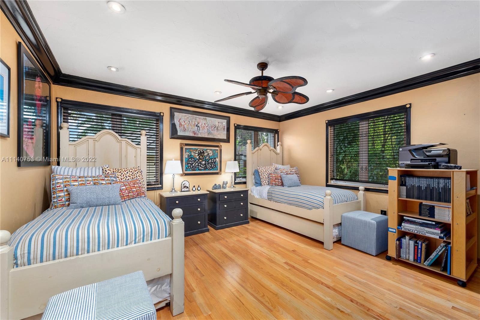 861 Belle Meade Island Dr