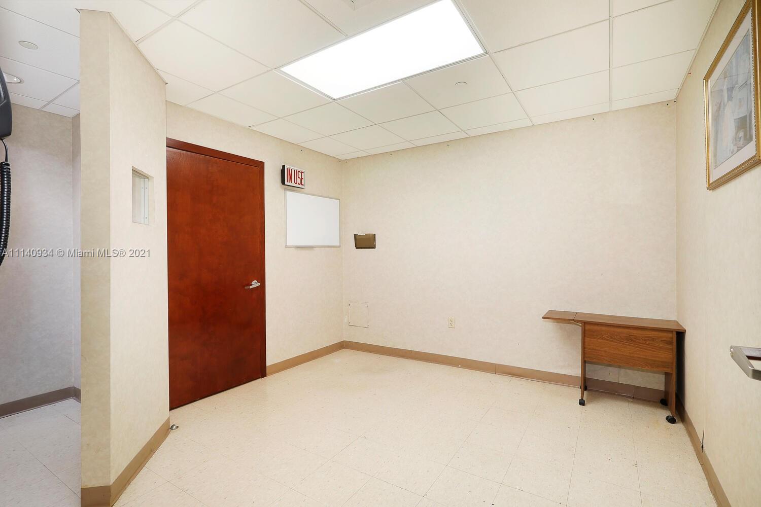 401 SW 42nd Ave Unit: 300
