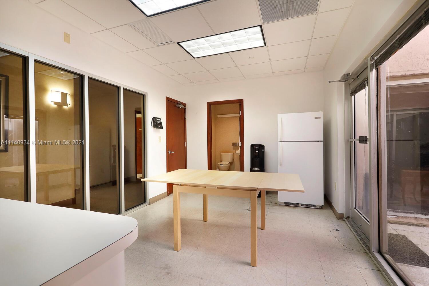 401 SW 42nd Ave Unit: 300