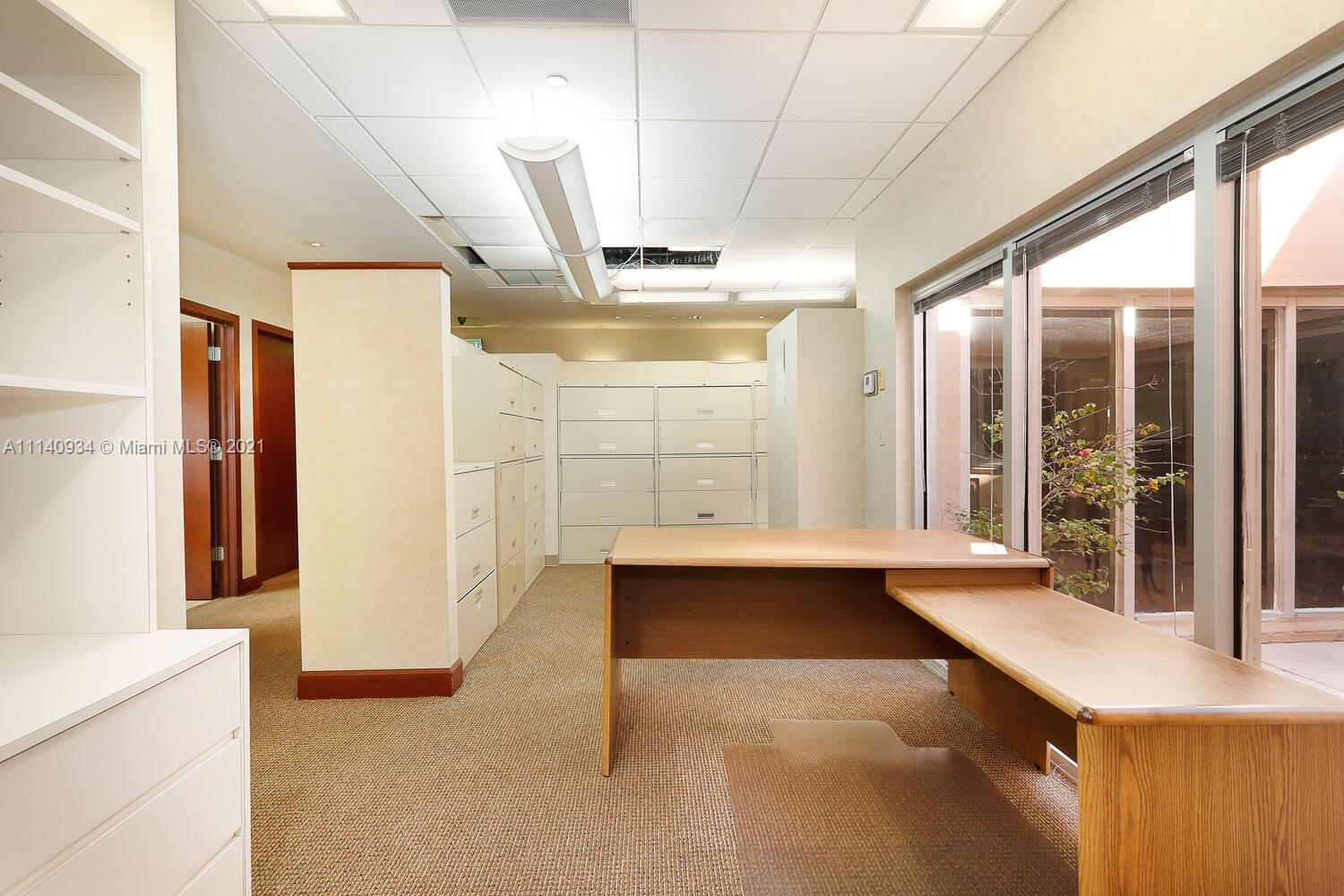 401 SW 42nd Ave Unit: 300