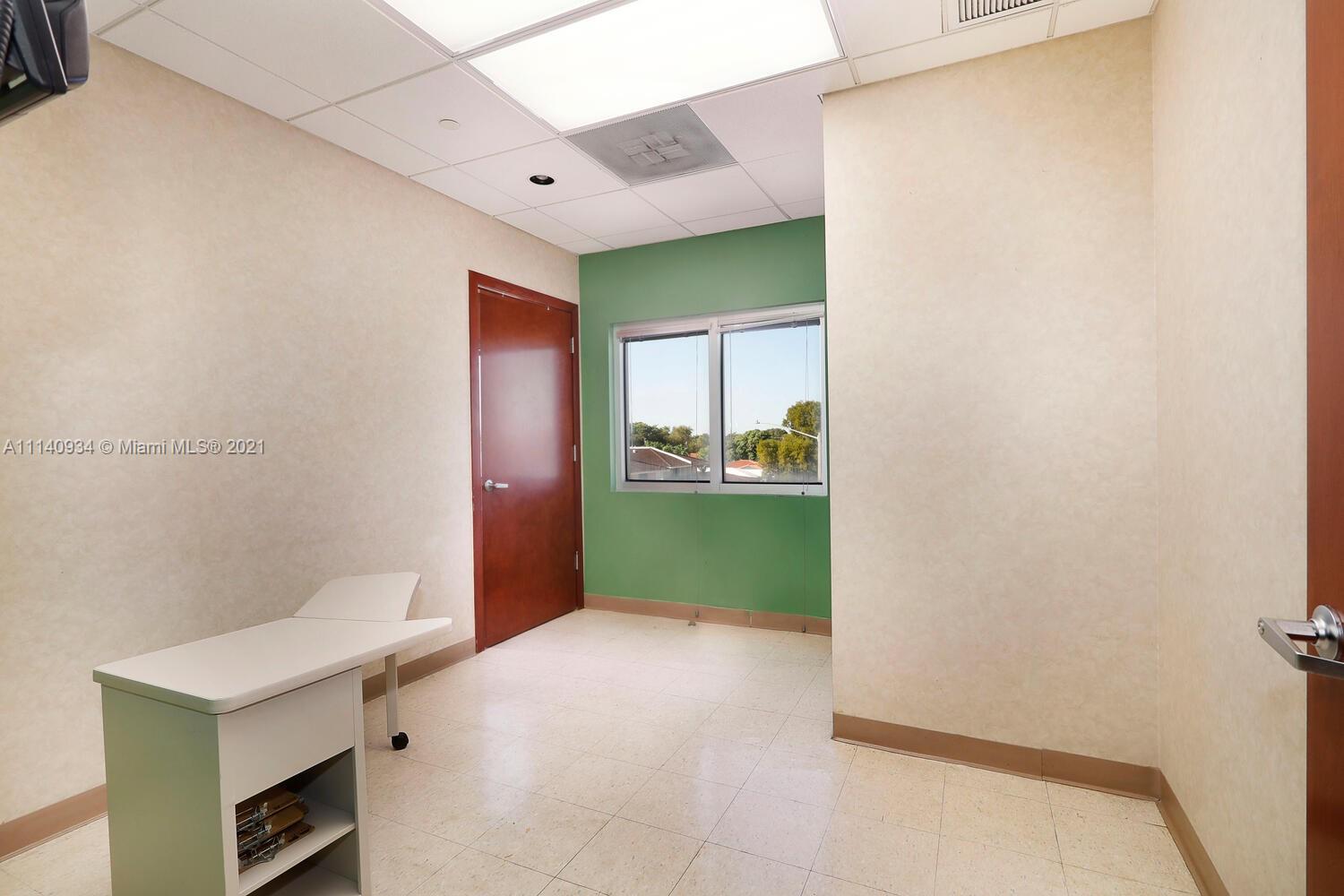 401 SW 42nd Ave Unit: 300