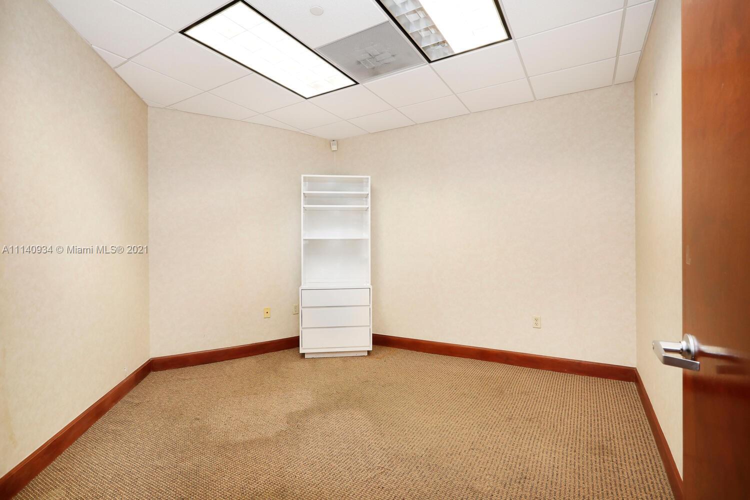401 SW 42nd Ave Unit: 300