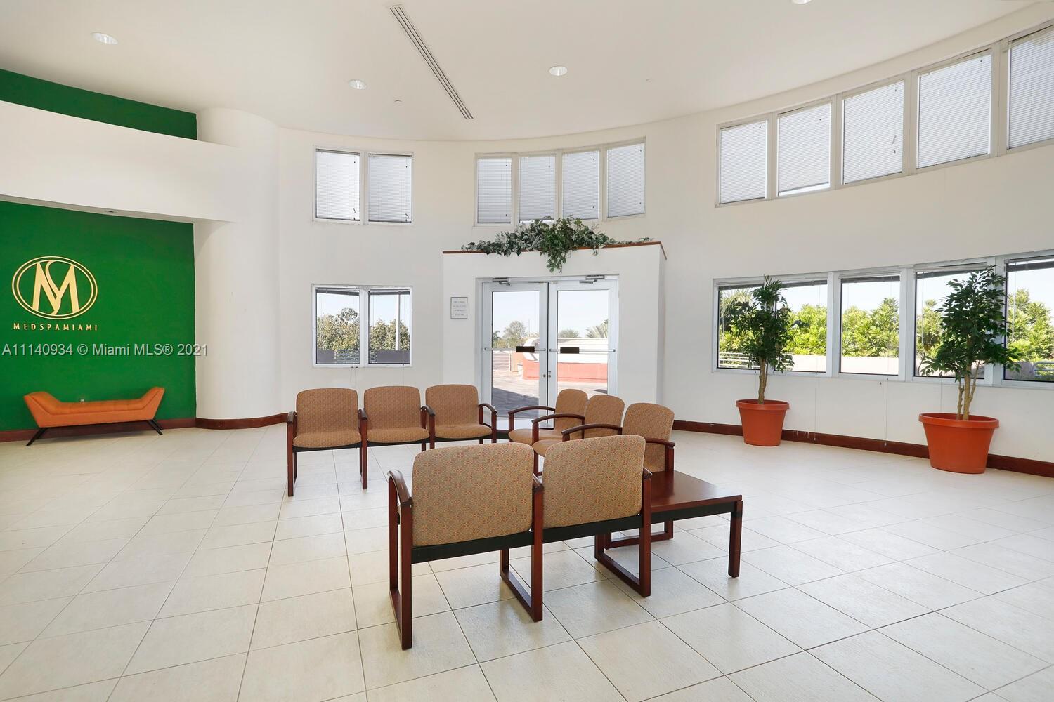 401 SW 42nd Ave Unit: 300