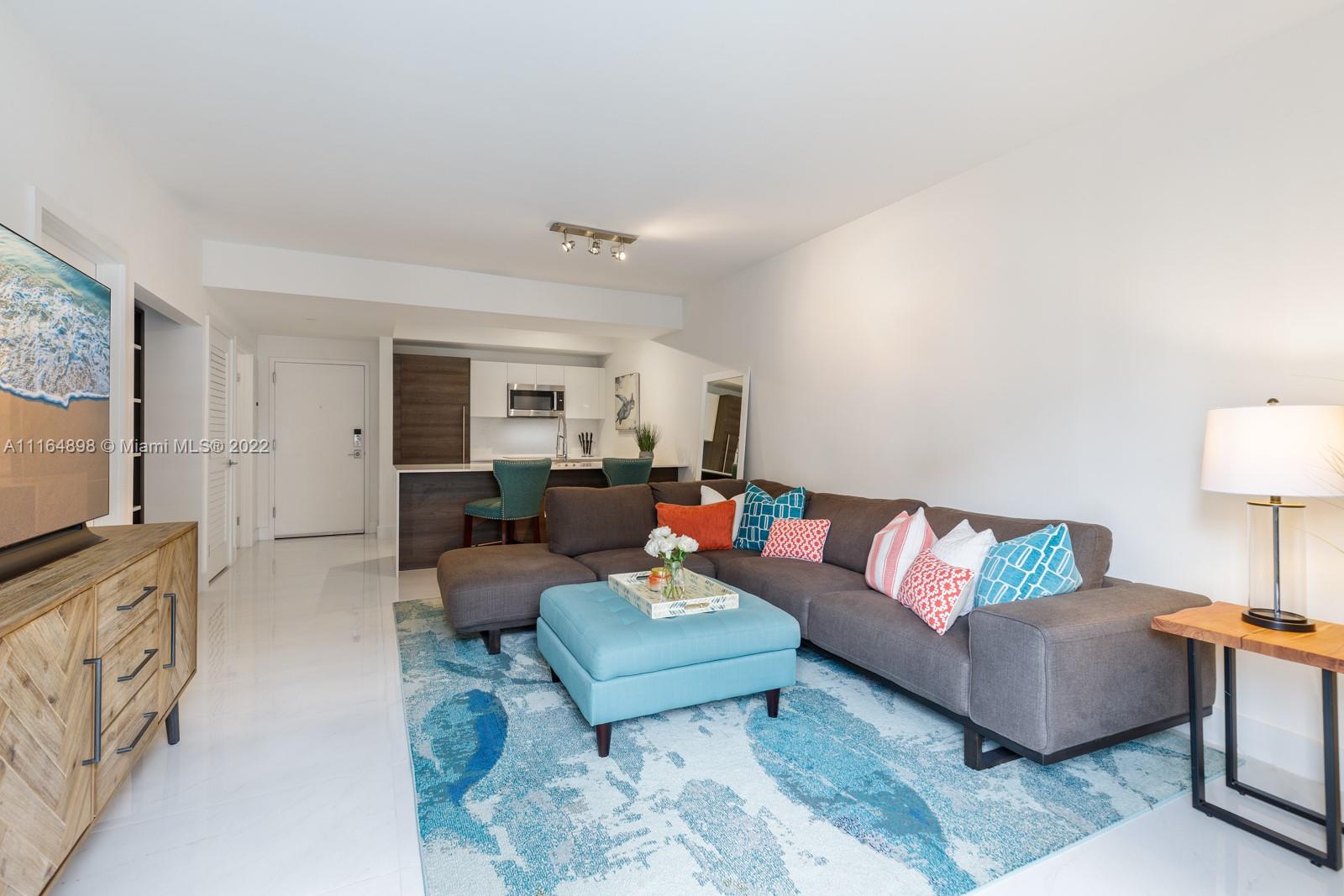 301 Altara Ave Unit: 606