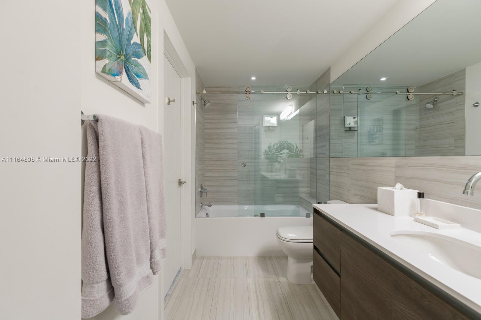 301 Altara Ave Unit: 606