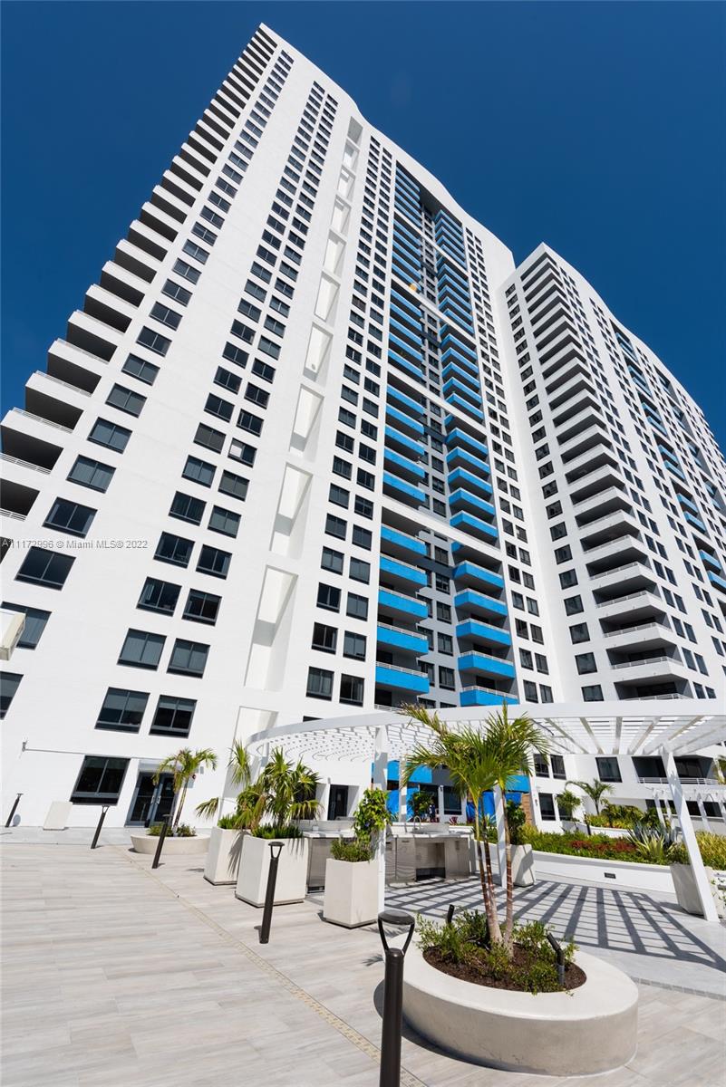 1330 West Ave Unit: 3005