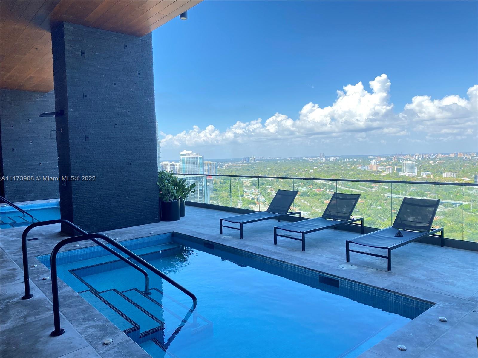 1451 Brickell Ave Unit: 1703
