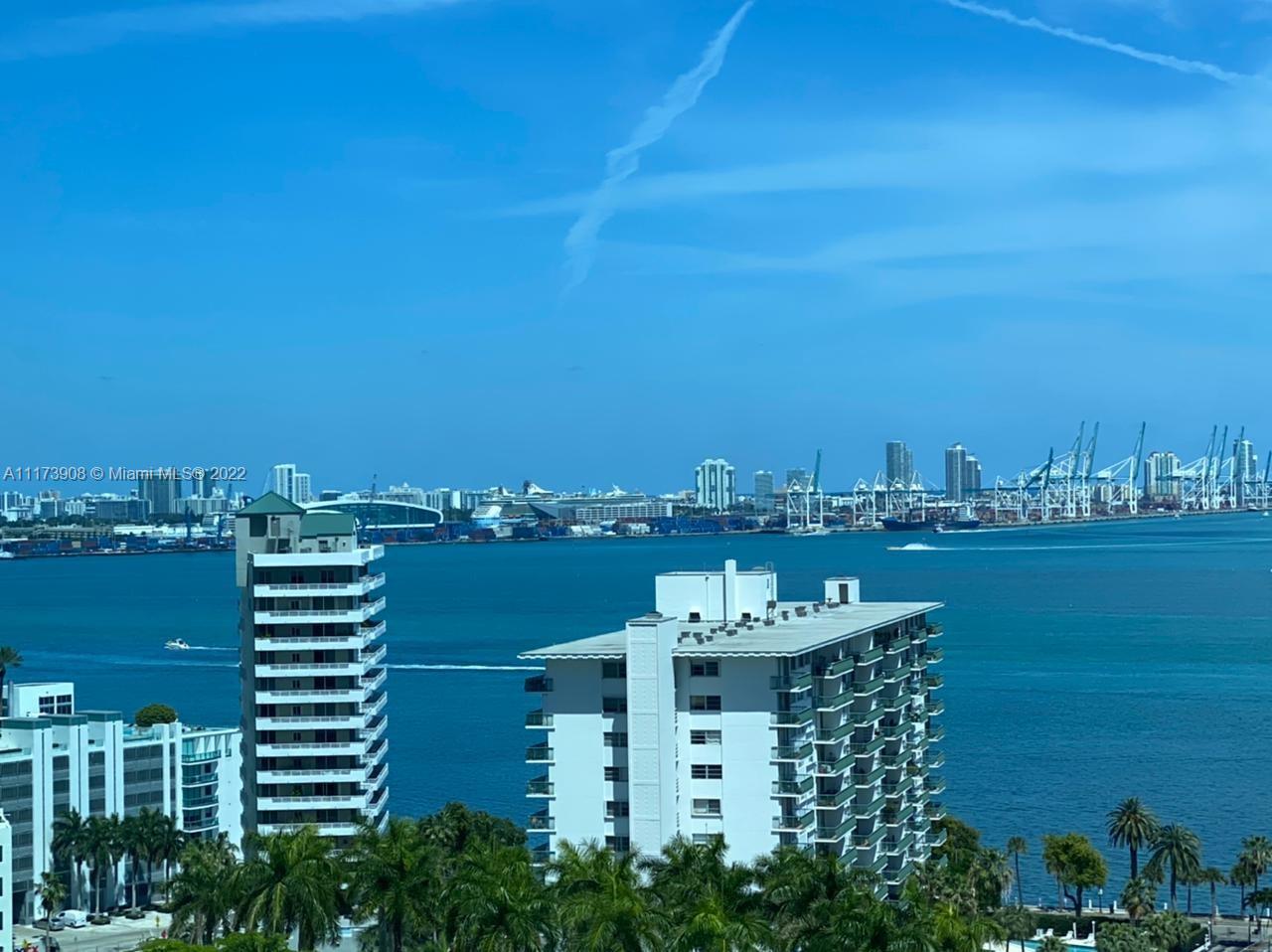 1451 Brickell Ave Unit: 1703