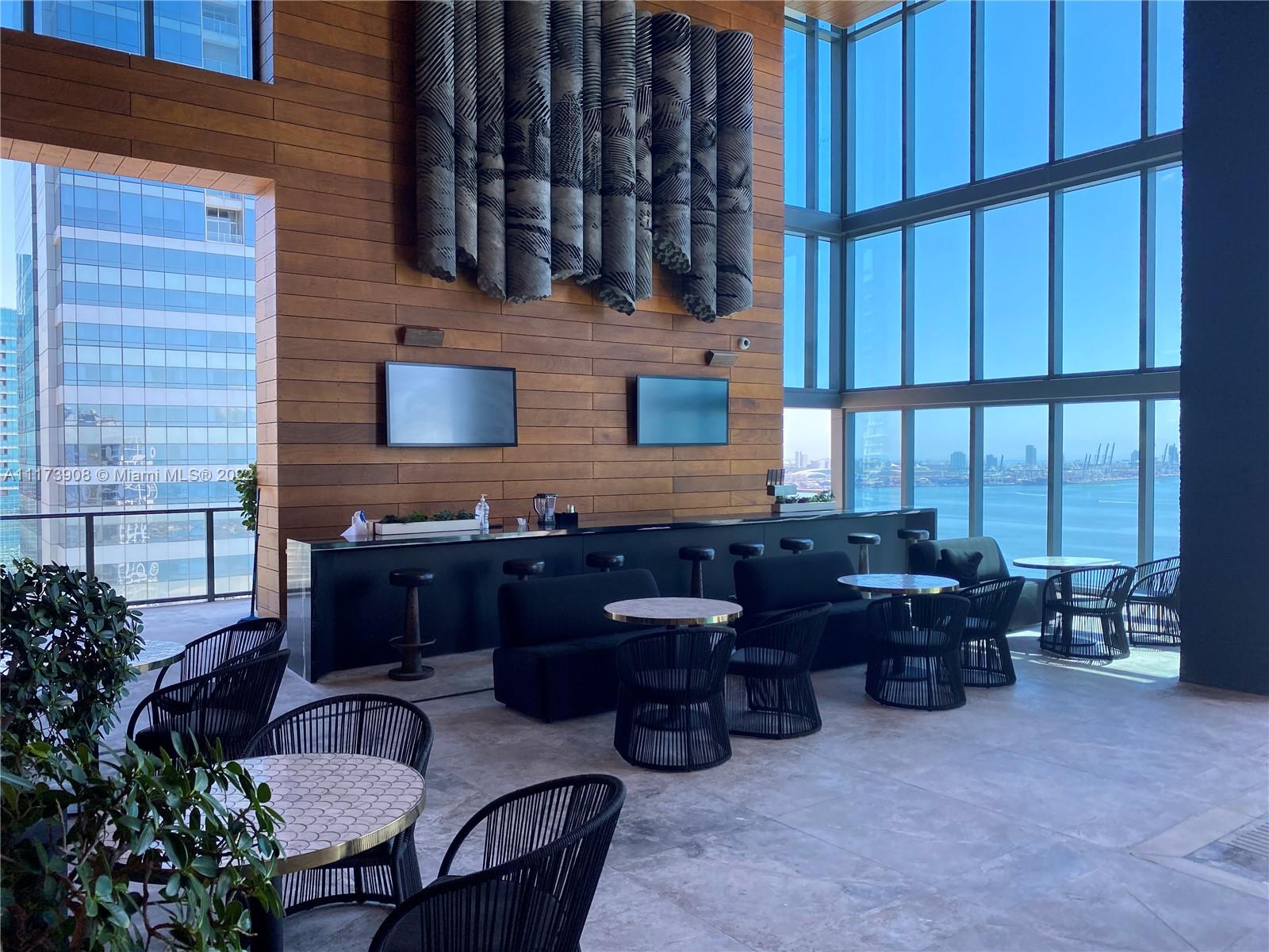 1451 Brickell Ave Unit: 1703
