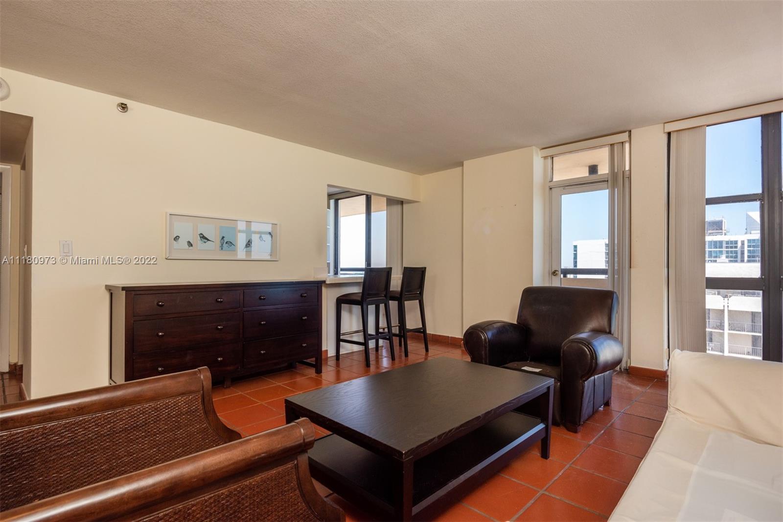 2555 Collins Ave Unit: 2200