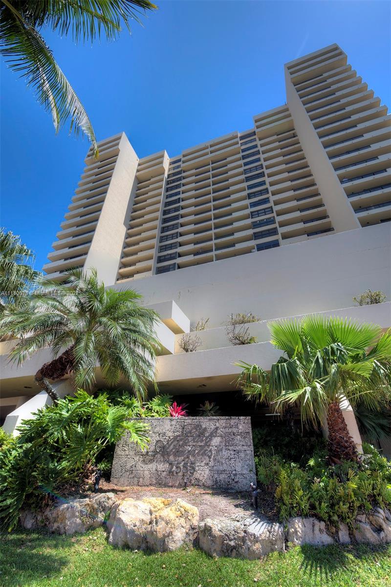 2555 Collins Ave Unit: 2200