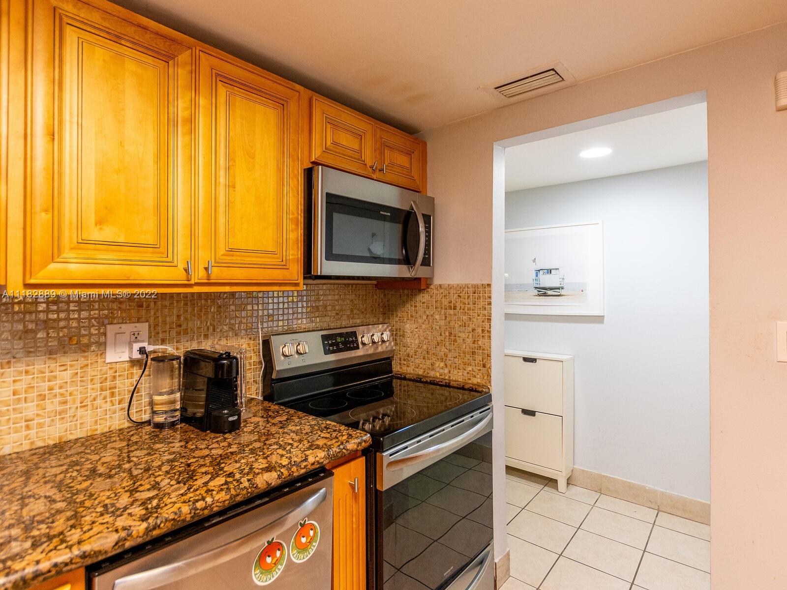 8045 SW 107th Ave Unit: 123