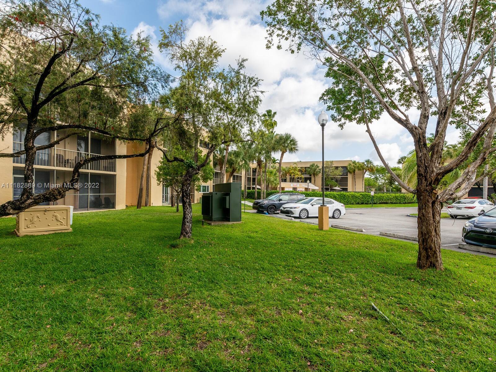 8045 SW 107th Ave Unit: 123