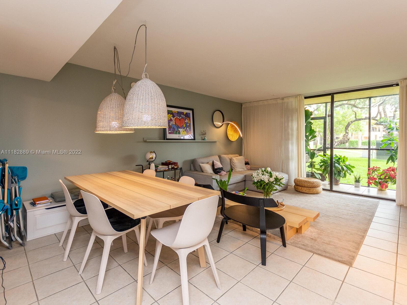 8045 SW 107th Ave Unit: 123