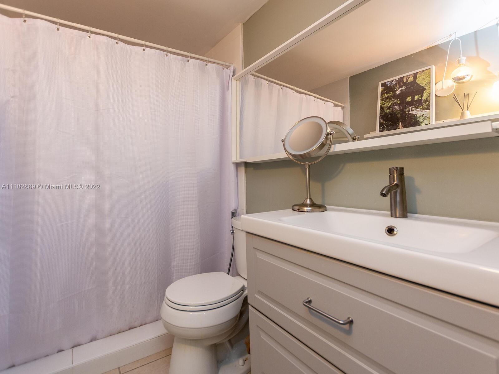 8045 SW 107th Ave Unit: 123