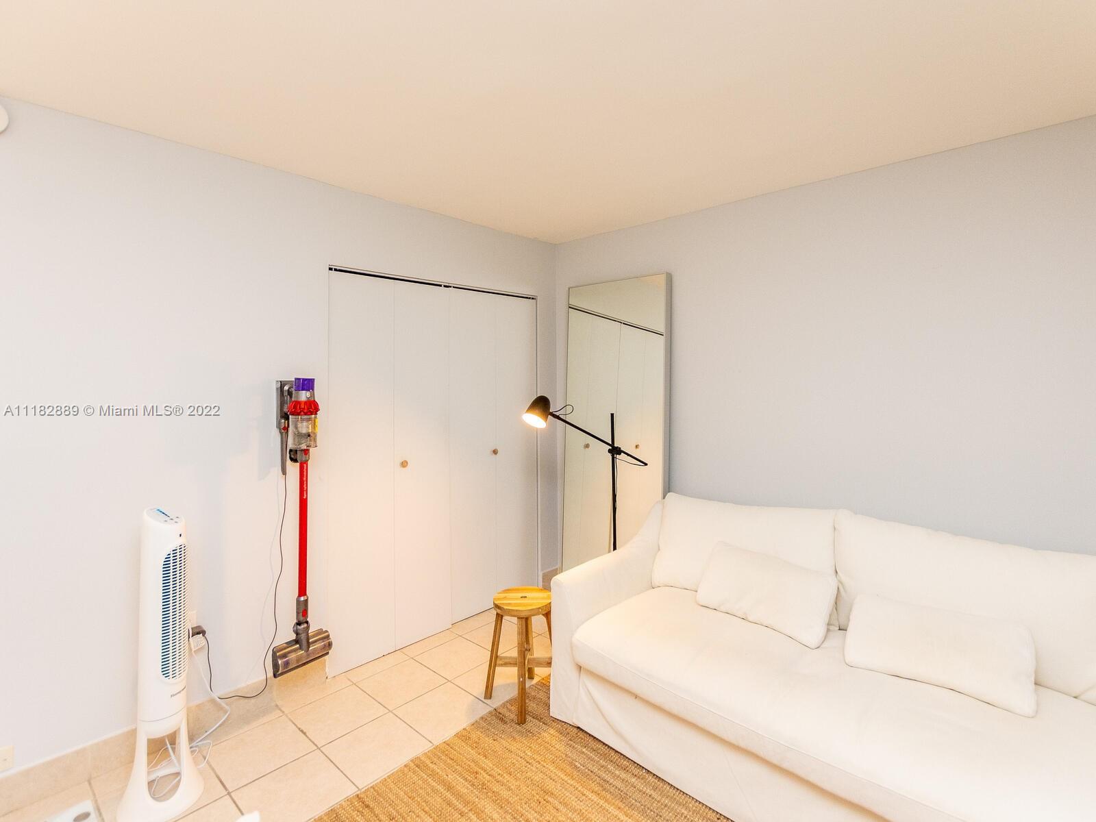 8045 SW 107th Ave Unit: 123