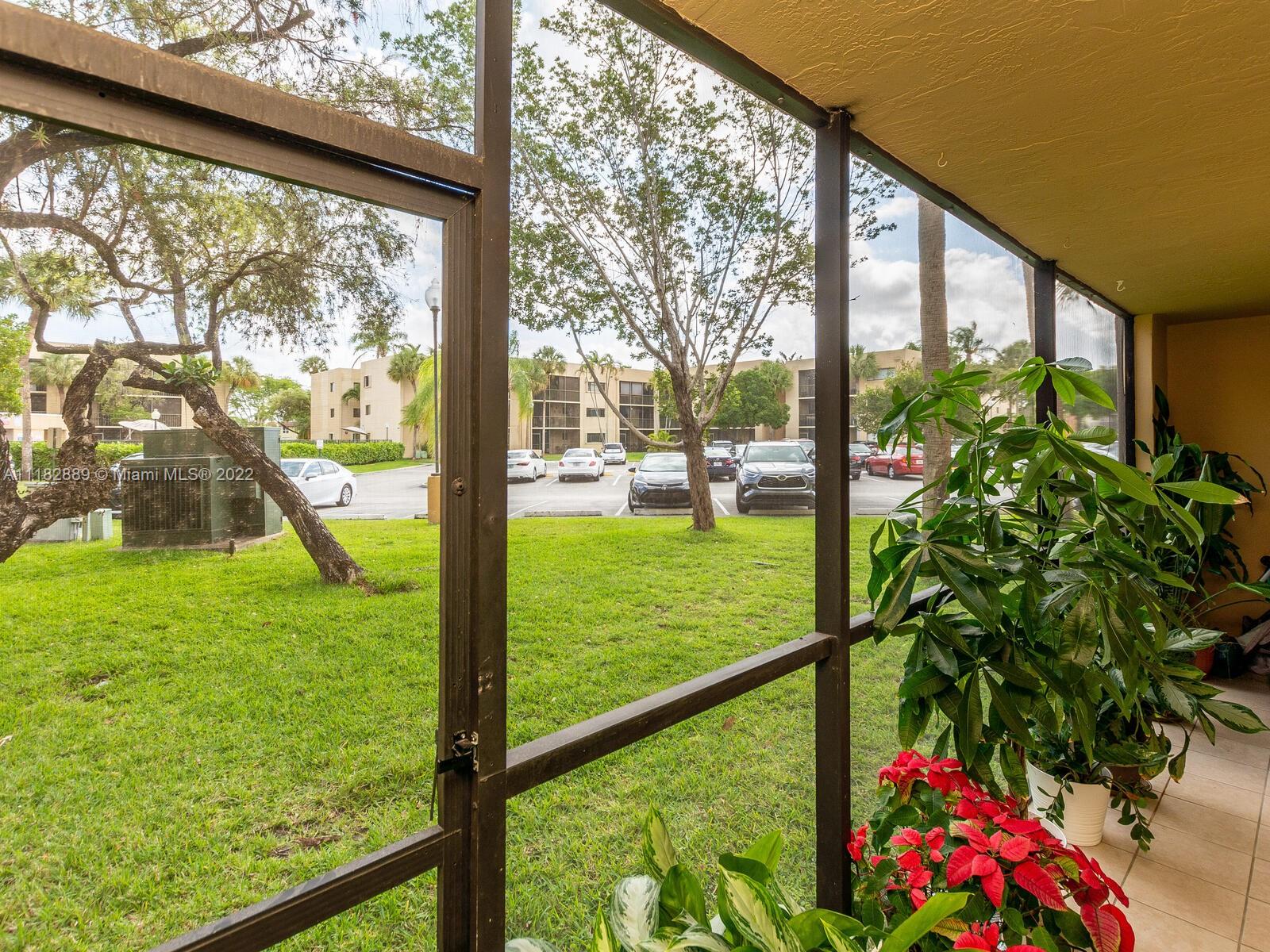 8045 SW 107th Ave Unit: 123