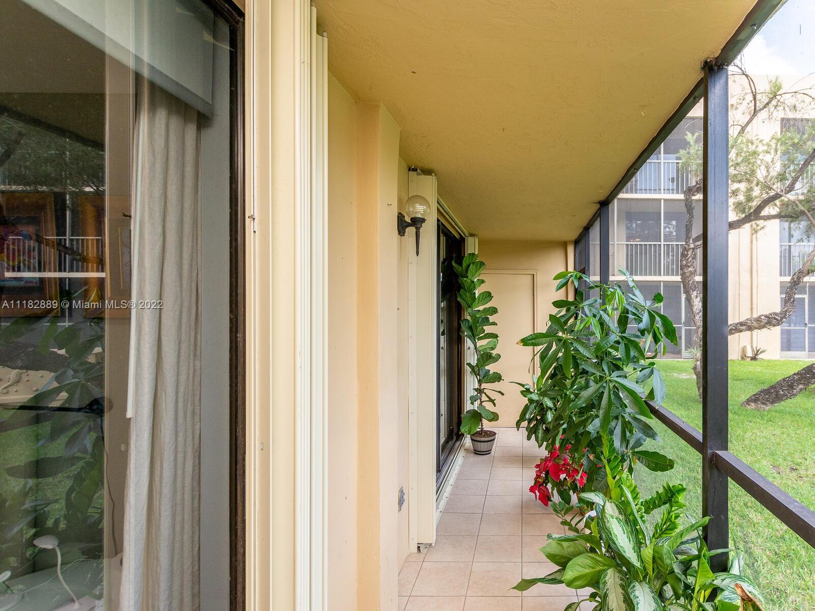 8045 SW 107th Ave Unit: 123