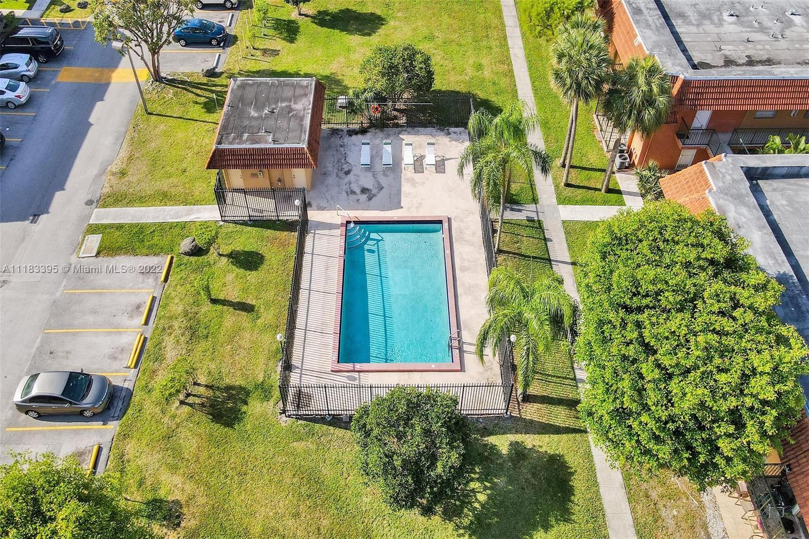 6821 SW 129th Ave Unit: 7
