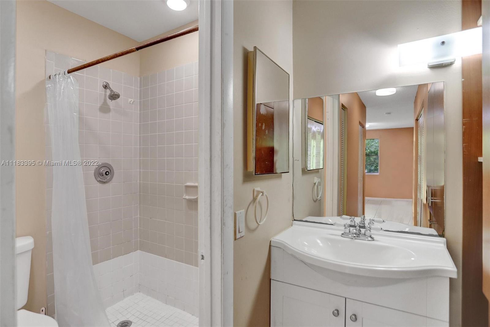 6821 SW 129th Ave Unit: 7