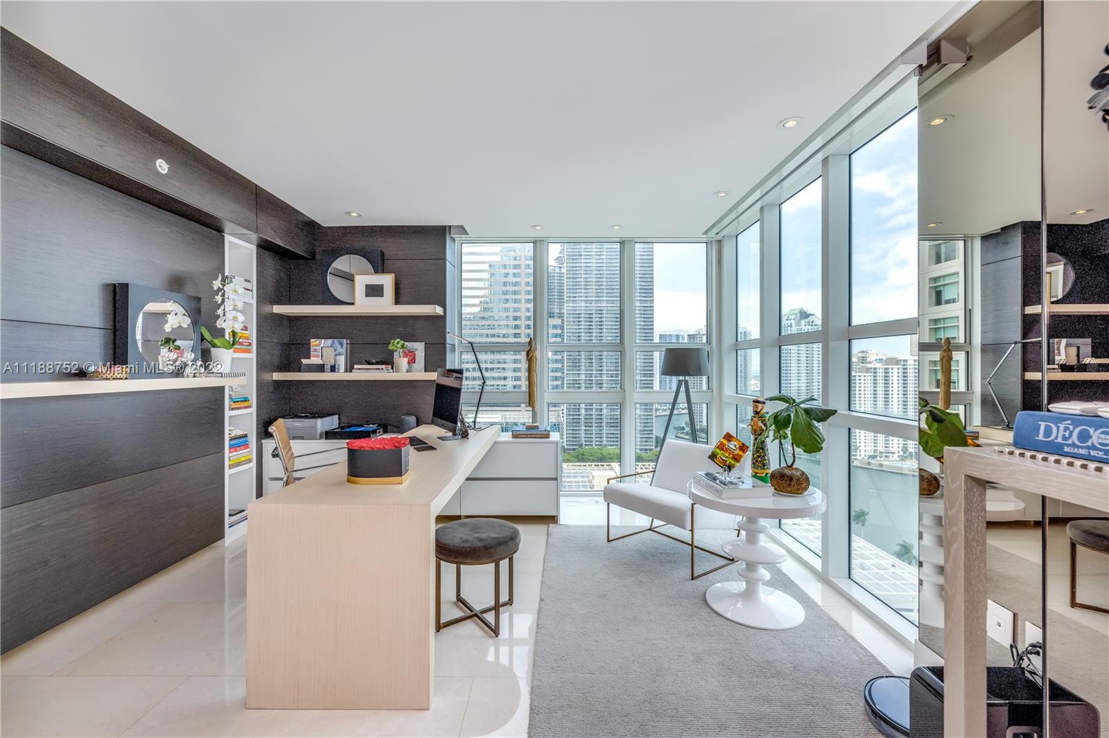 950 Brickell Bay Dr Unit: 2510
