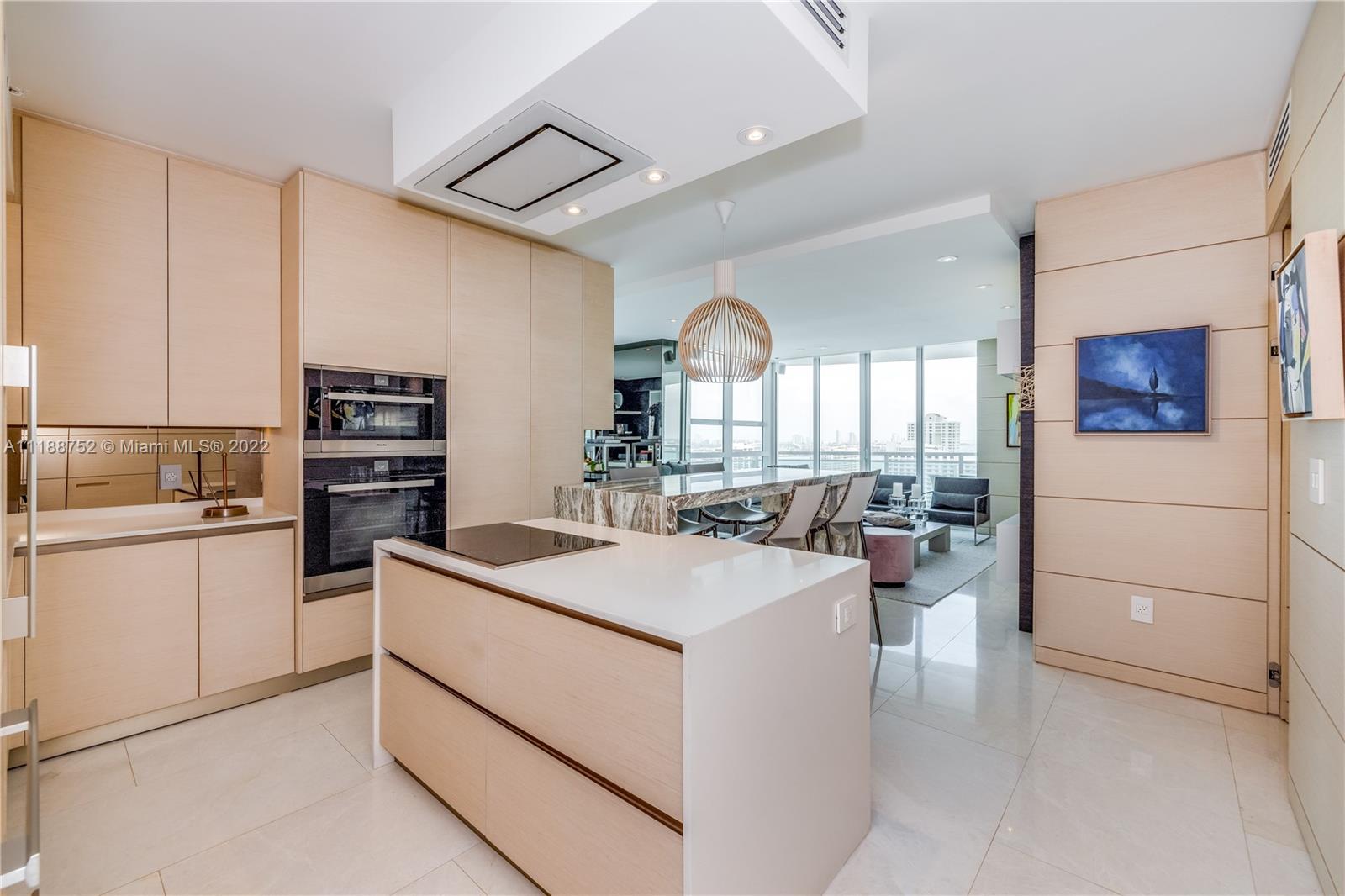 950 Brickell Bay Dr Unit: 2510