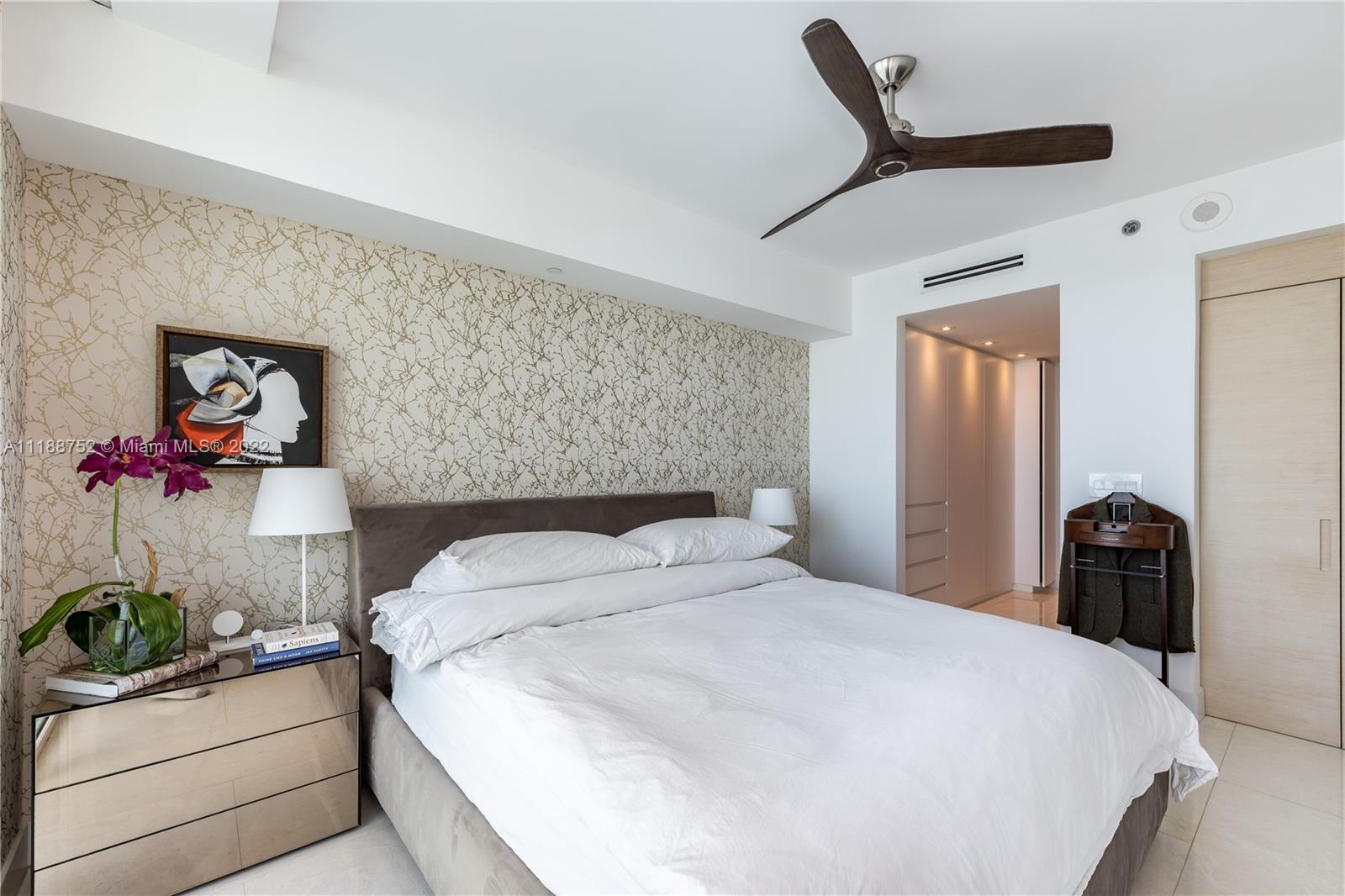 950 Brickell Bay Dr Unit: 2510