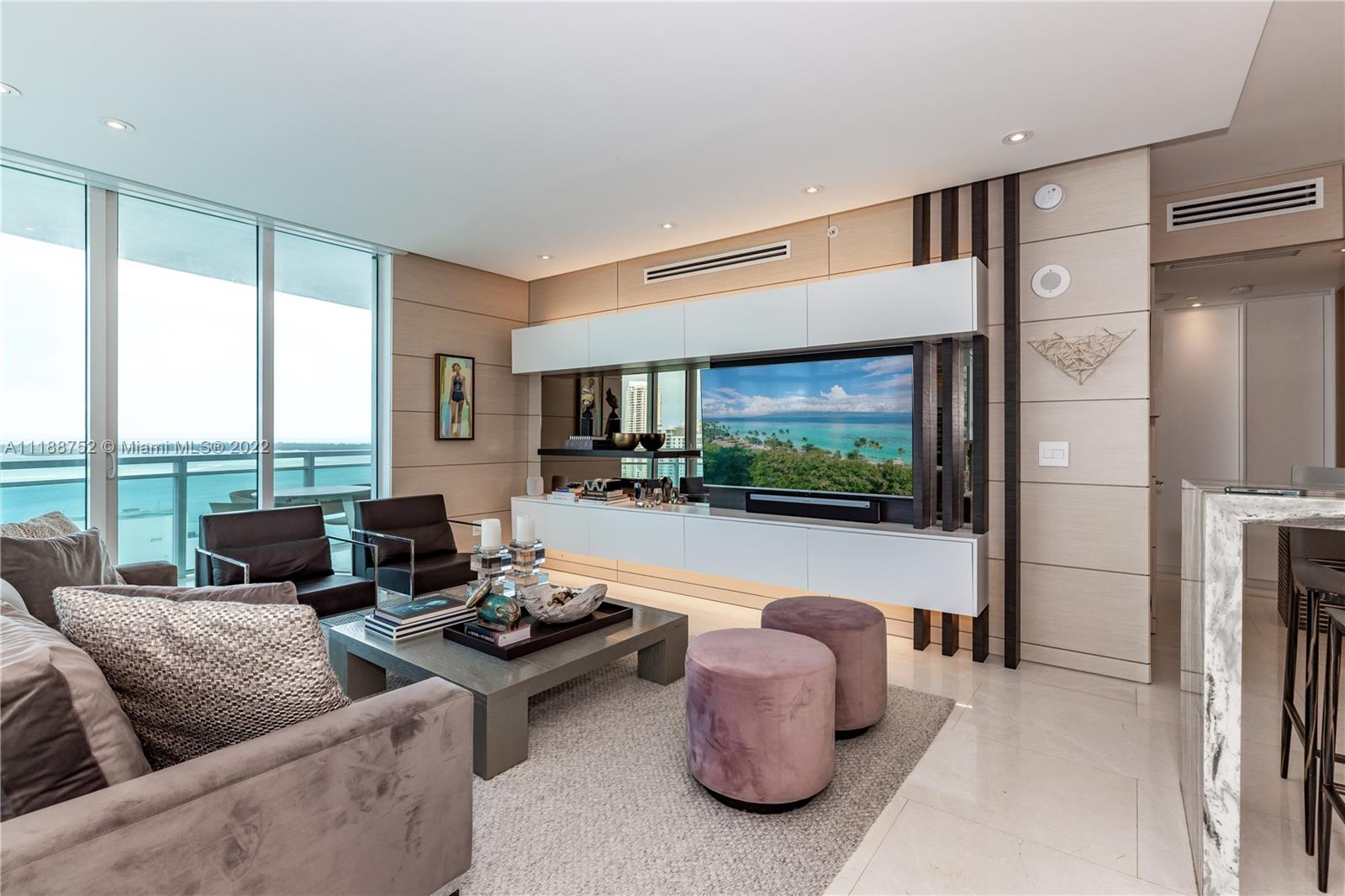 950 Brickell Bay Dr Unit: 2510