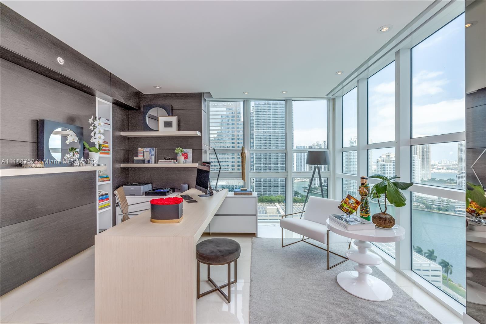 950 Brickell Bay Dr Unit: 2510