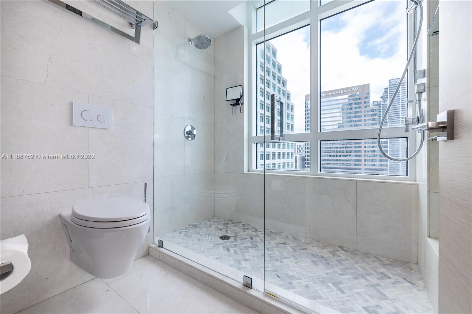 950 Brickell Bay Dr Unit: 2510