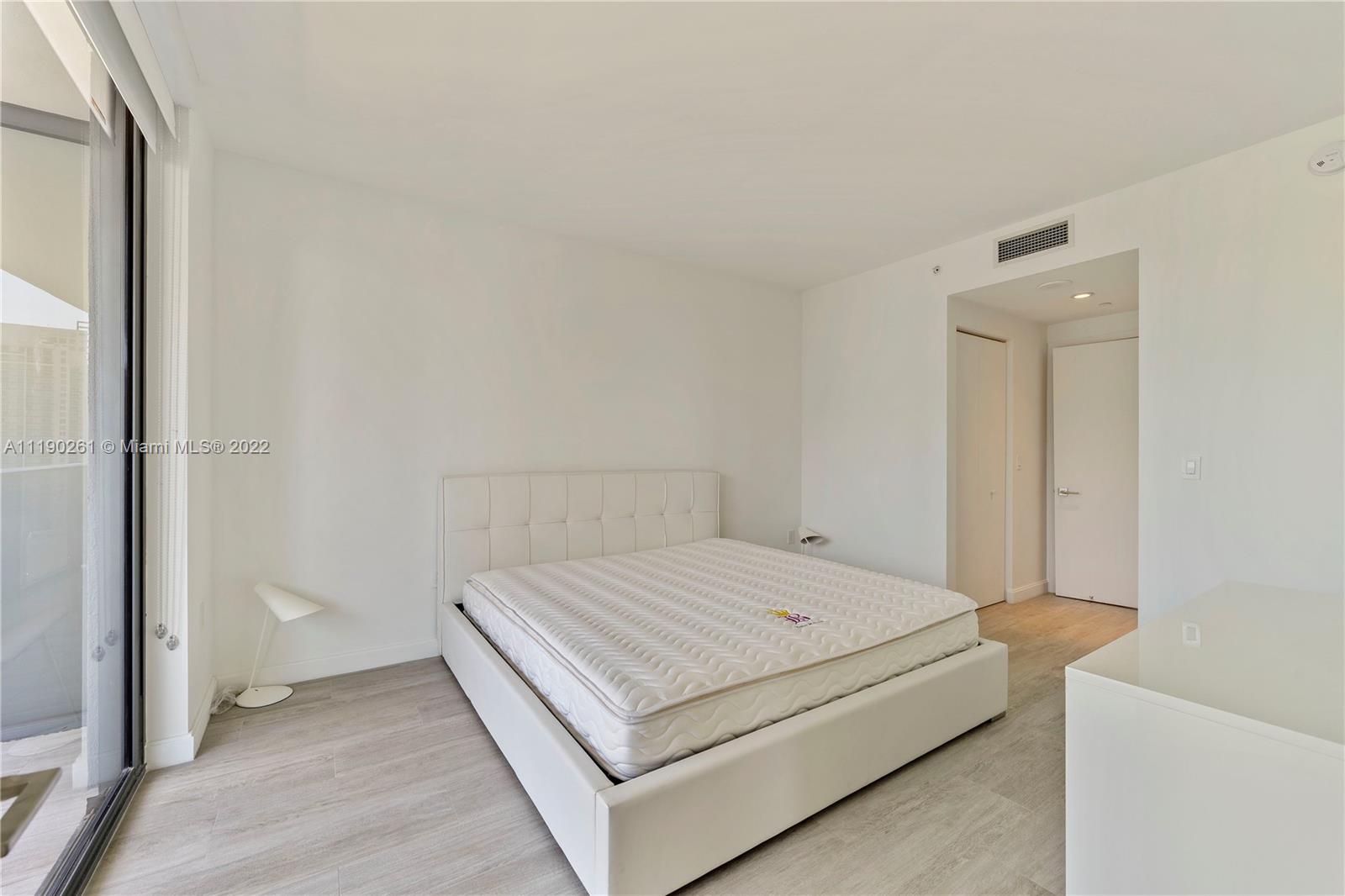 55 SW 9th St Unit: 2704