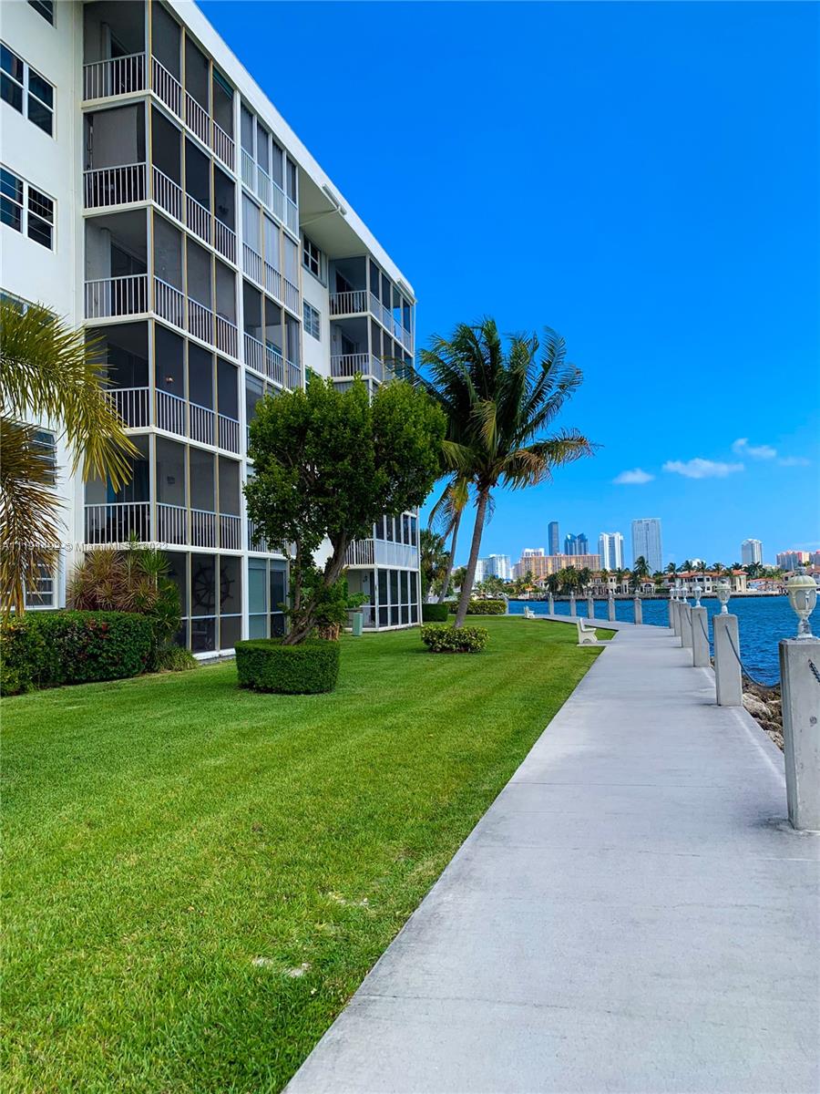 3000 Marcos Dr Unit: P308