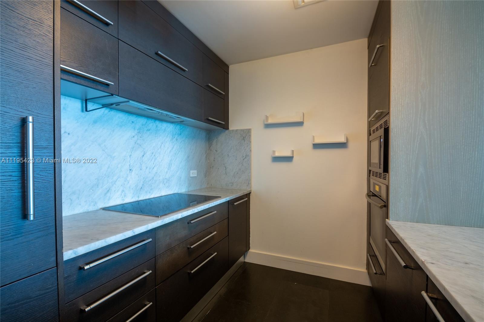 900 Biscayne Blvd Unit: 3910
