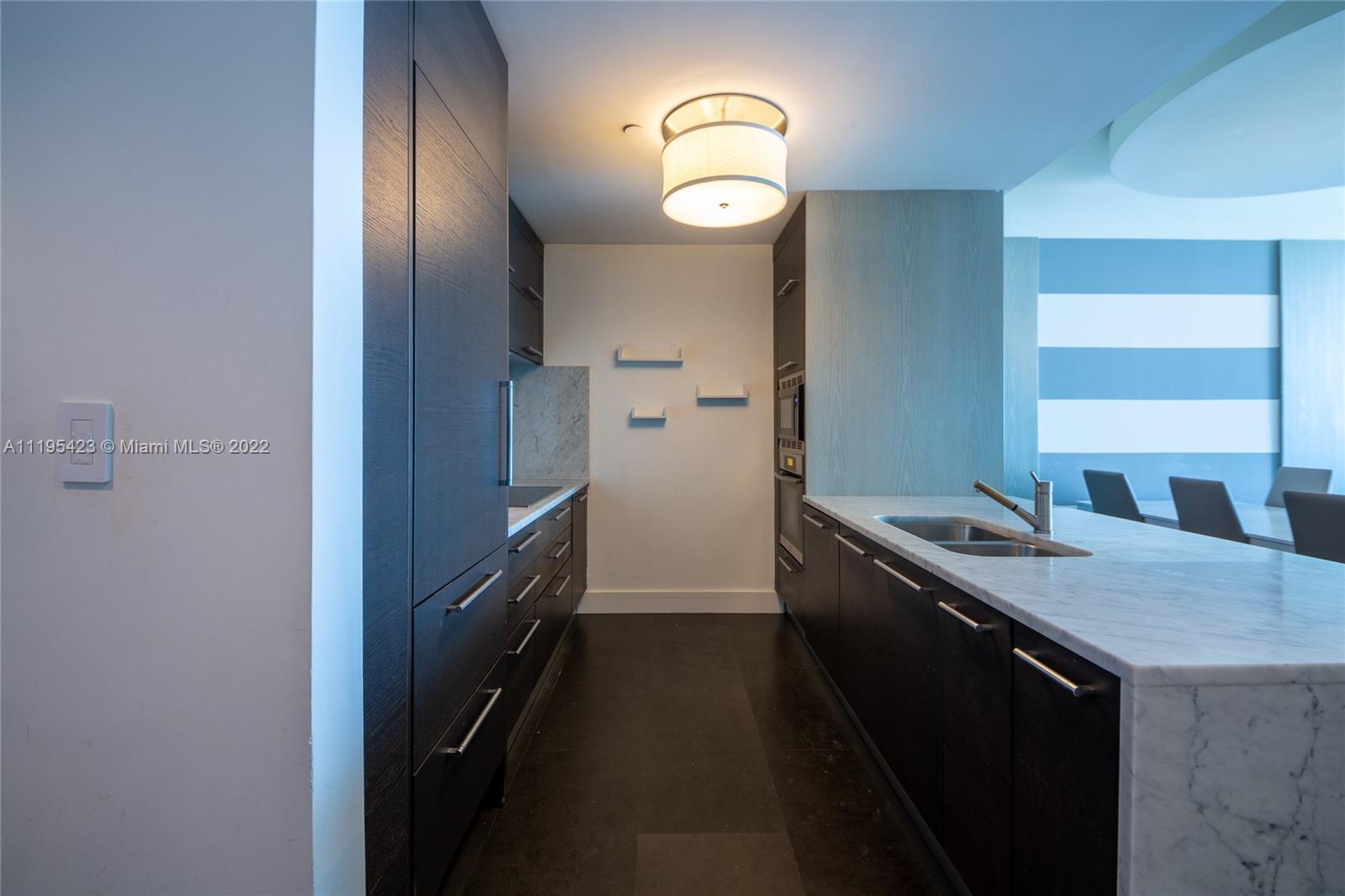 900 Biscayne Blvd Unit: 3910